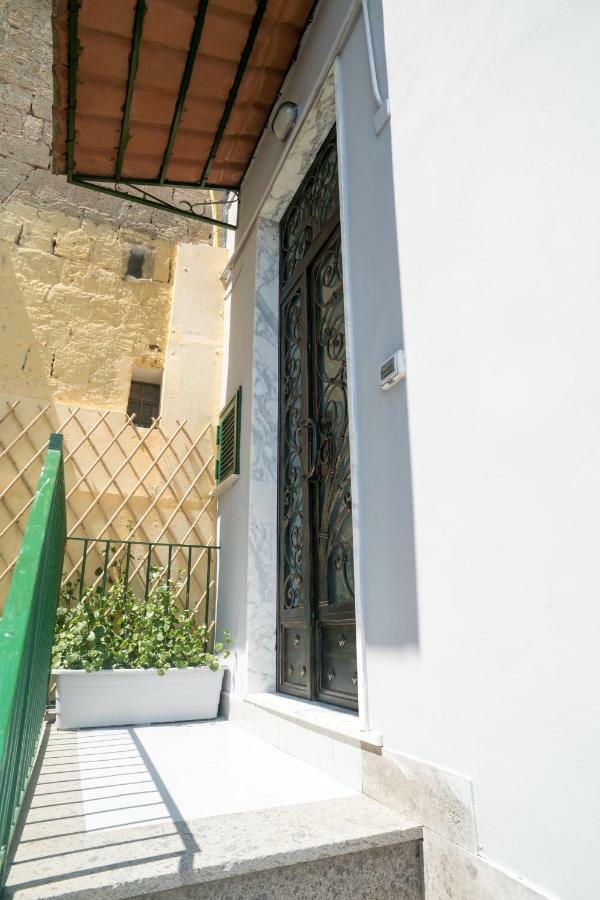 Casa Vacanze Napoli Posillipo エクステリア 写真