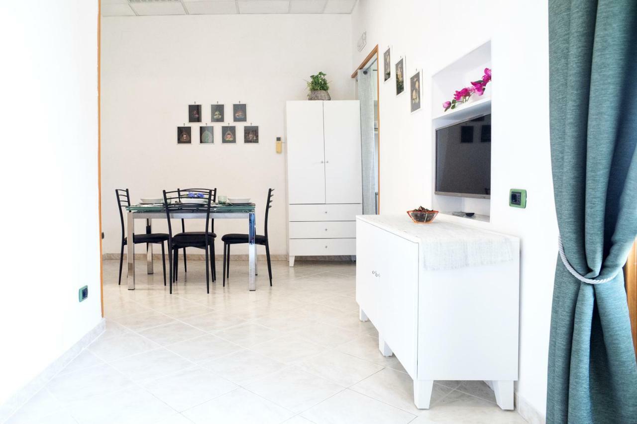 Casa Vacanze Napoli Posillipo エクステリア 写真